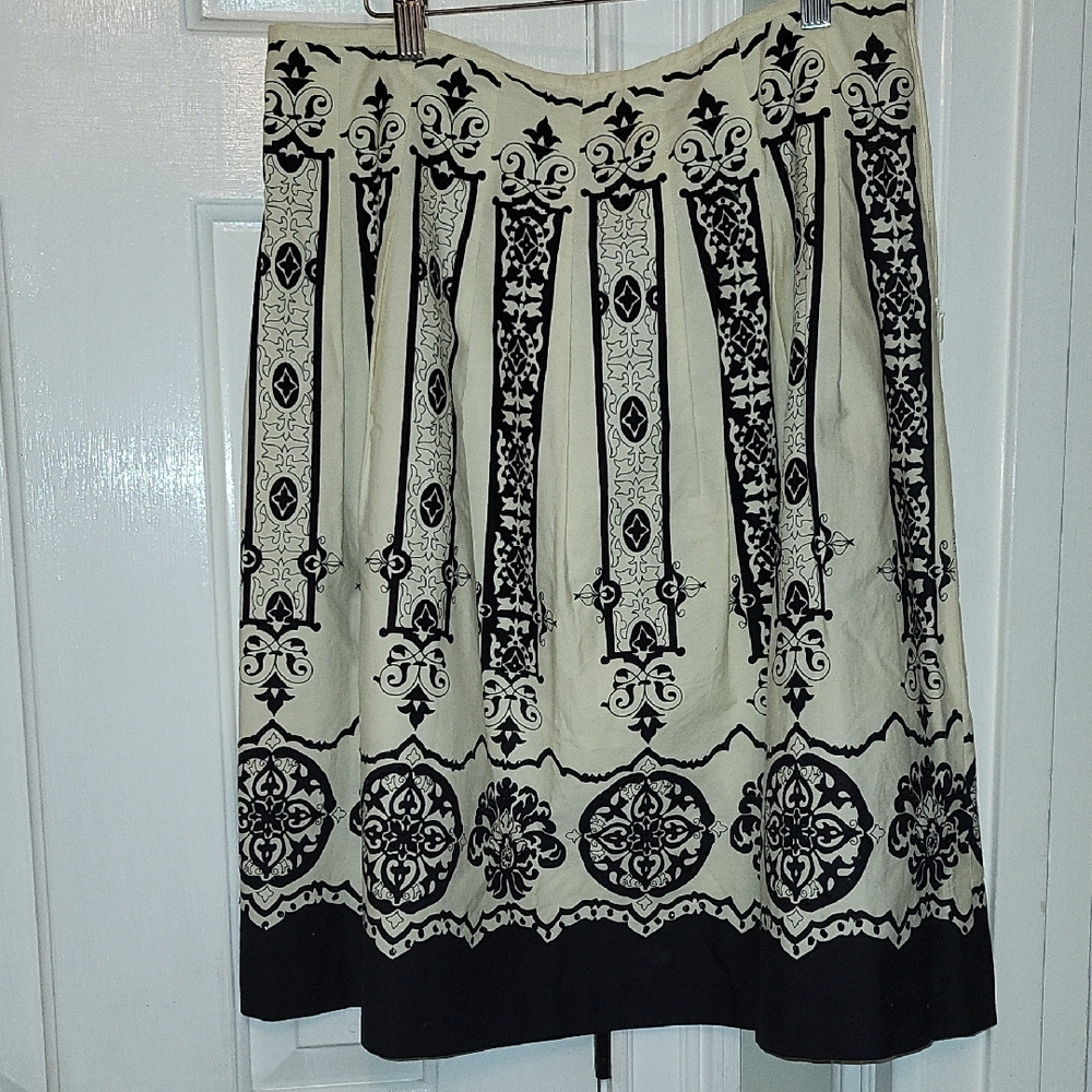 Nine West Black and Cream A-Line Skirt